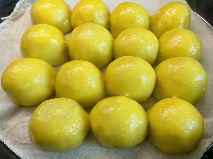 剛蒸熟的粘豆包